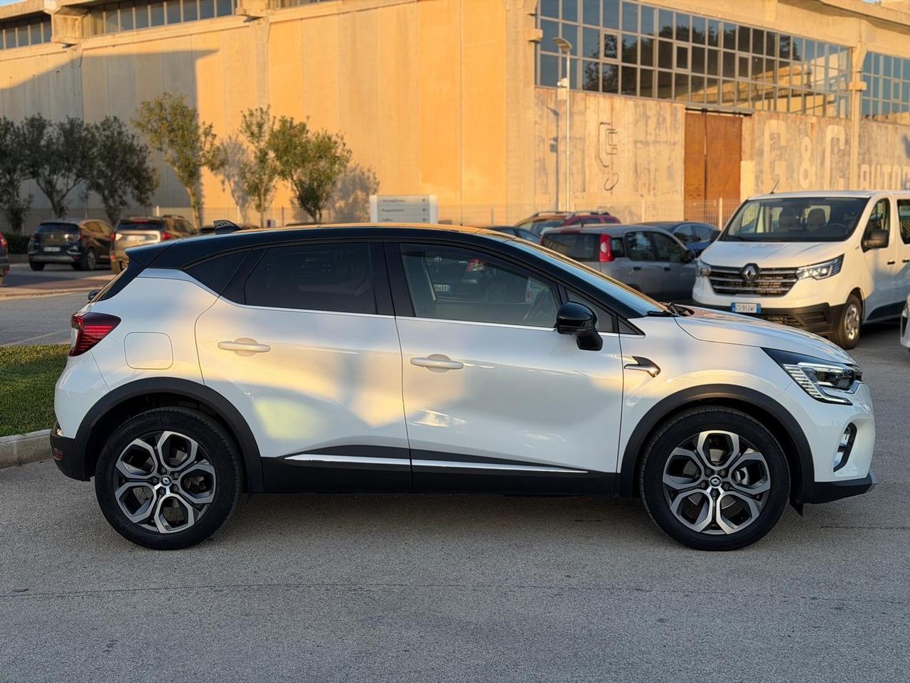 Renault Captur Plug-in Hybrid E-Tech 160 CV Techno