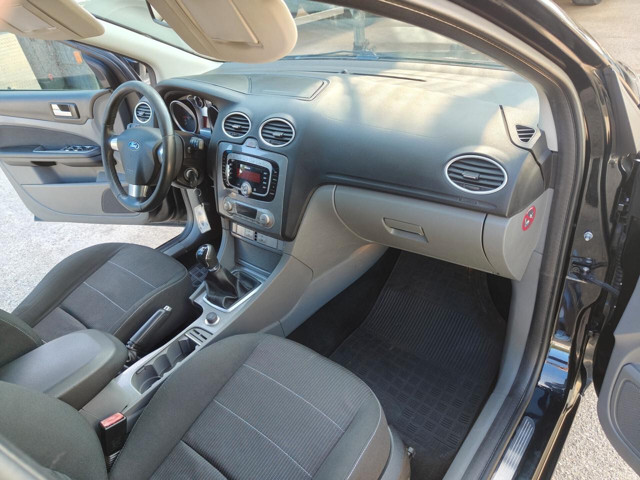 Ford Focus 1.6 TDCi SW Titanium gancioTraino 2010