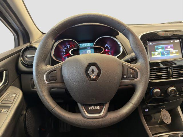 RENAULT Clio Clio TCe 75 Moschino Intens