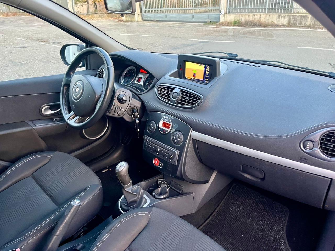 Renault Clio sw 1.2benz 2011 164.000km perfetta