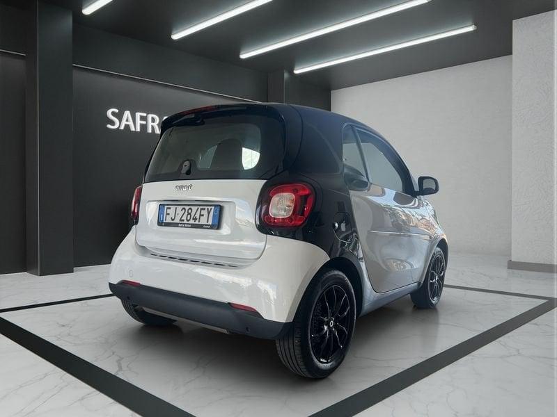 smart fortwo 70 1.0 52kW youngster twinamic