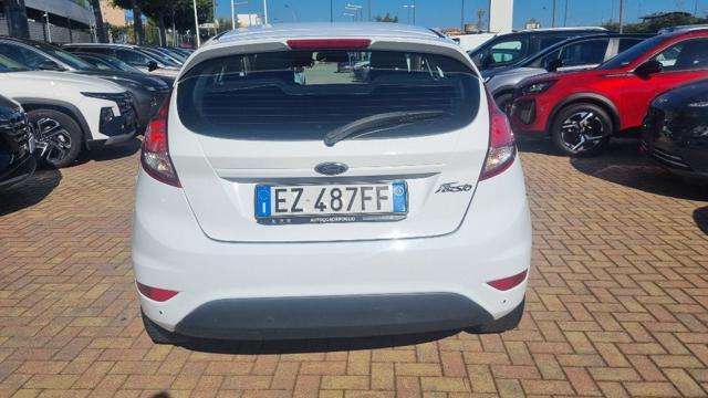 FORD Fiesta 1.5 TDCi 75CV 5 porte Titanium