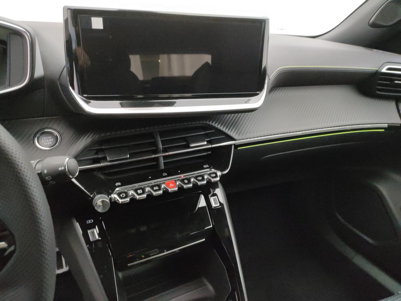 PEUGEOT NUOVO 2008 GT Puretech 130 EAT8 S&S