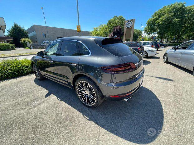 Porsche Macan Turbo