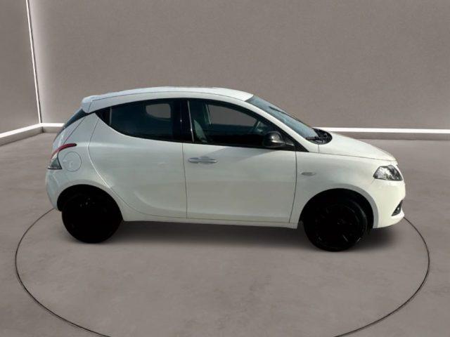 LANCIA Ypsilon 3ª serie - 1.0 FireFly 5 porte S&S Hybrid Si