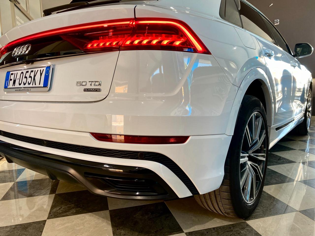 Audi Q8 50 TDI 286 CV quattro tiptronic Sport S-line