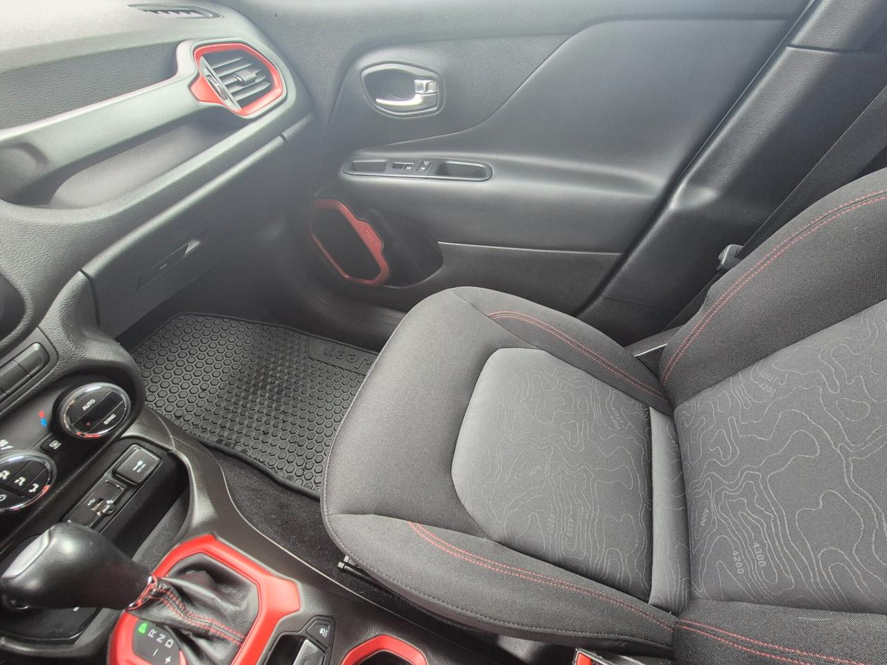 Jeep Renegade 2.0 Mjt 170CV 4WD Low Trailhawk