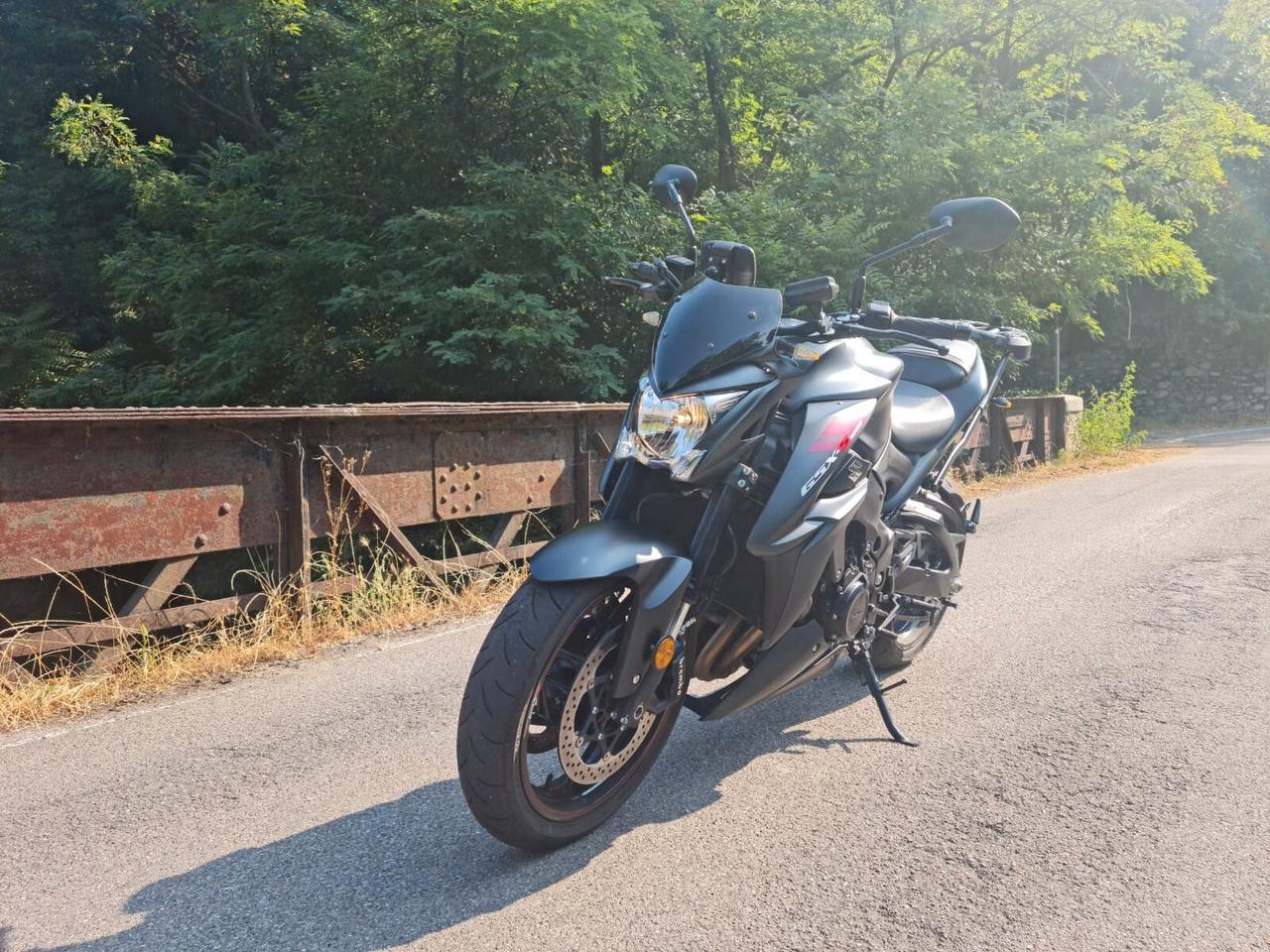 Suzuki GSX S 1000 GSX-S 1000 ABS