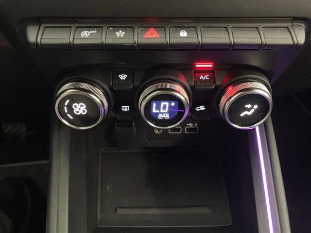 RENAULT Clio 1.0 TCe Techno