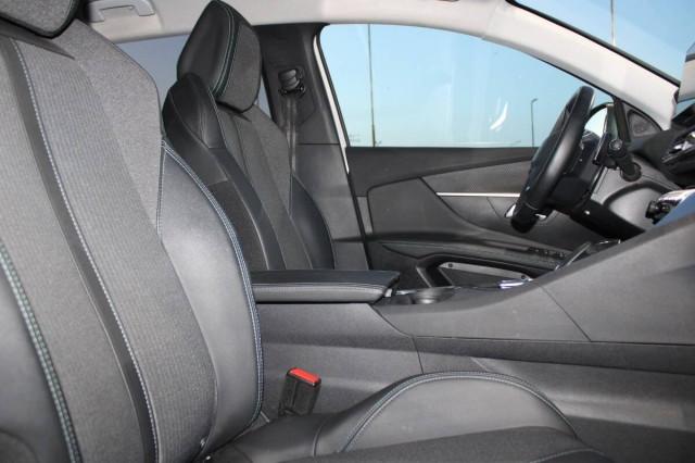 Peugeot 3008 II 1.2 puretech t Allure Pack s&s 130cv eat8
