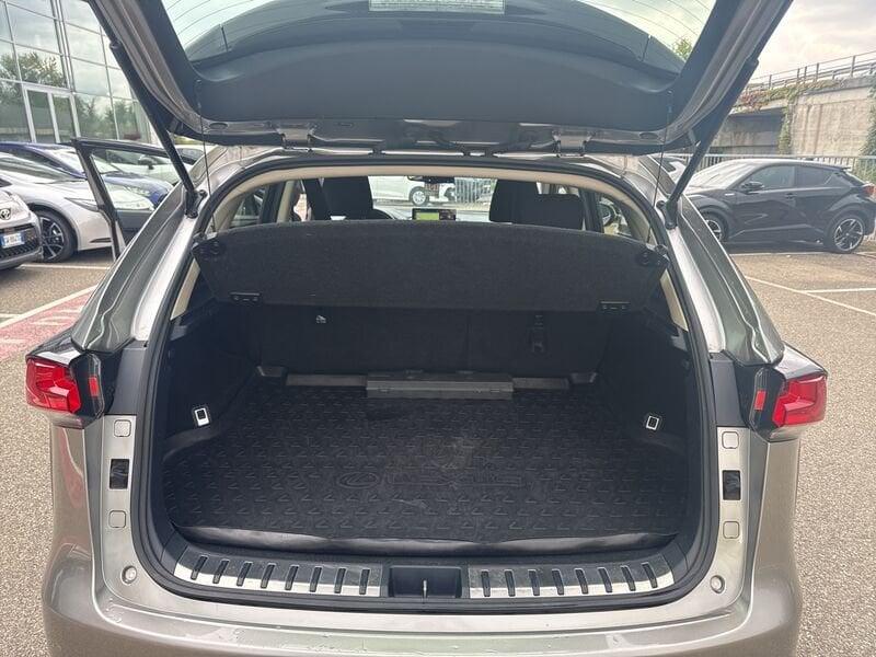 Lexus NX NX Hybrid Business IVA ESPOSTA COMPRESA