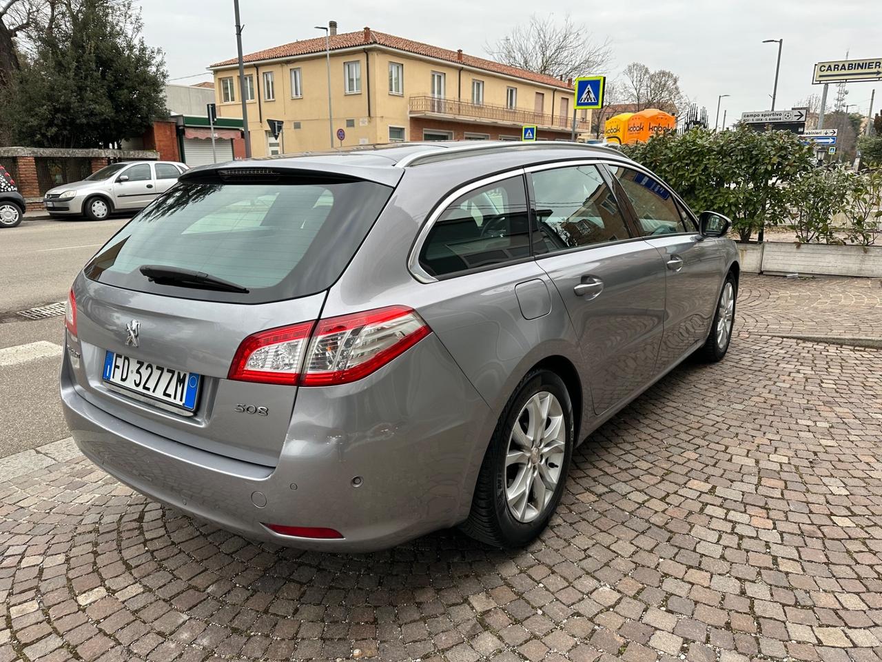 Peugeot 508 BlueHDi 120 S&S SW Allure