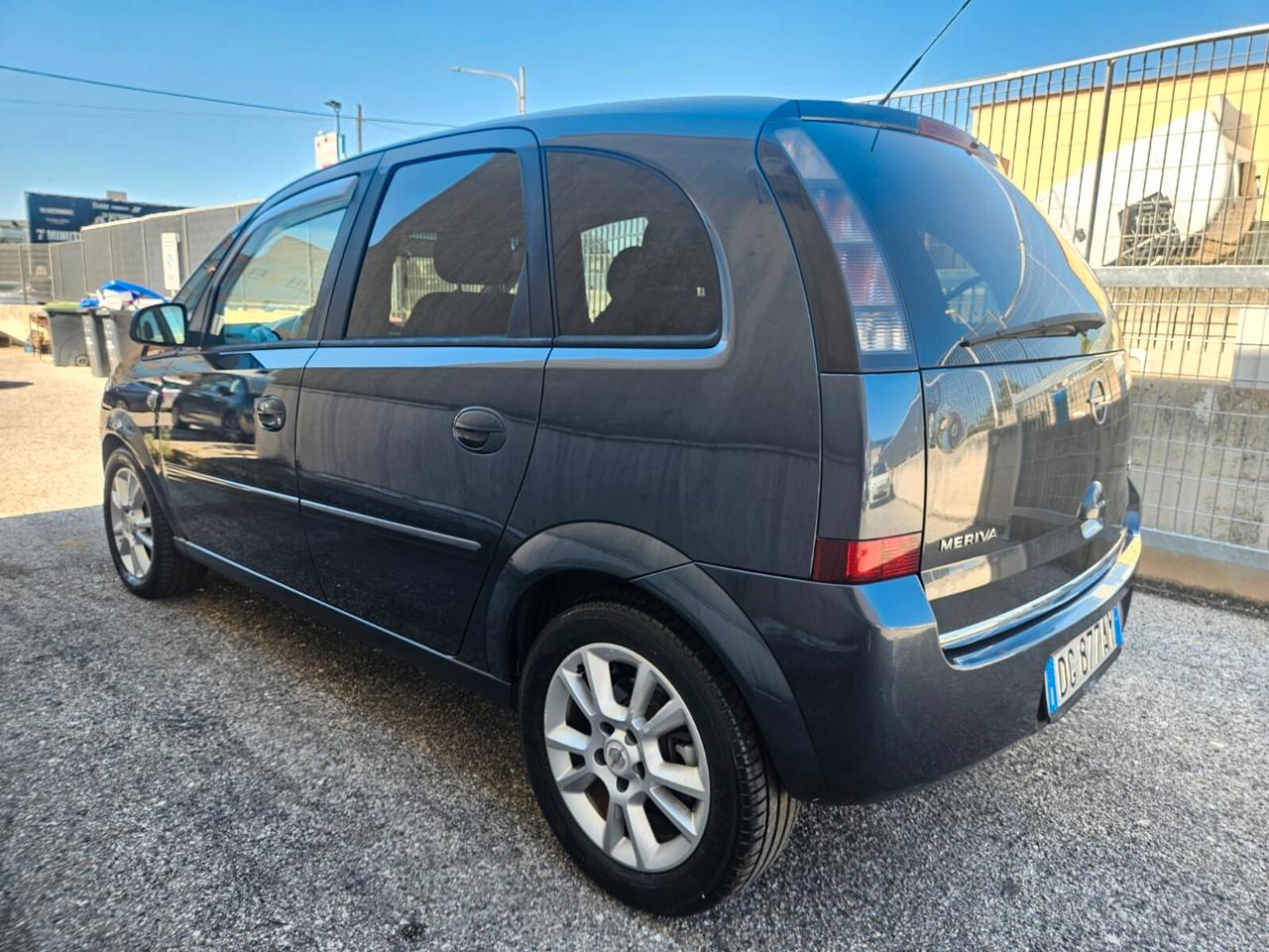 Opel Meriva 1.7cdti 74kw
