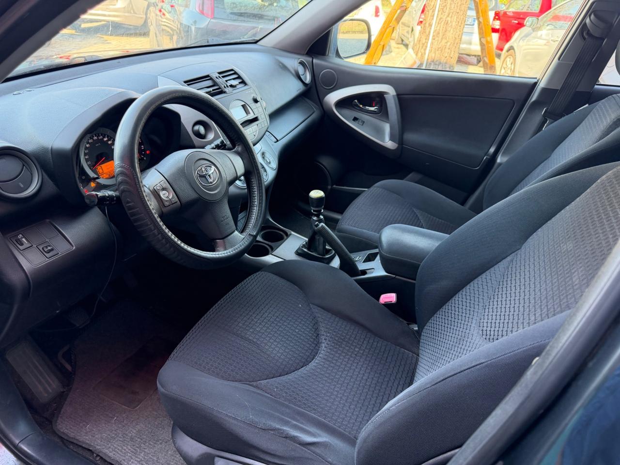 Toyota RAV 4 RAV4 2.2 D-4D 4x4