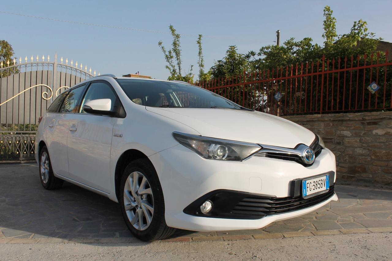 Toyota Auris Touring Sports 1.8 Hybrid Business