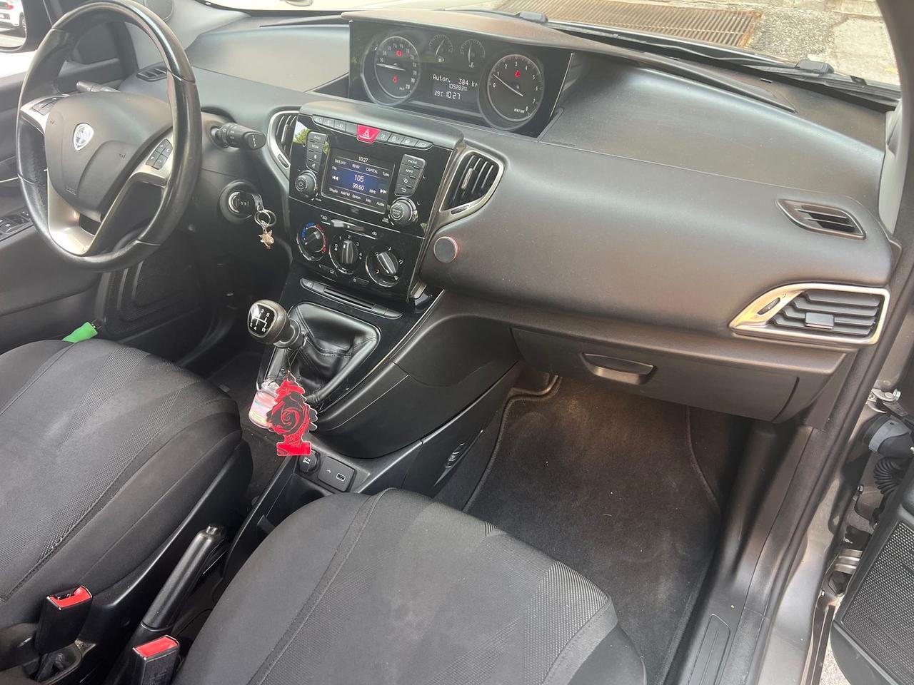 Lancia Ypsilon Gold 1.2 #11157