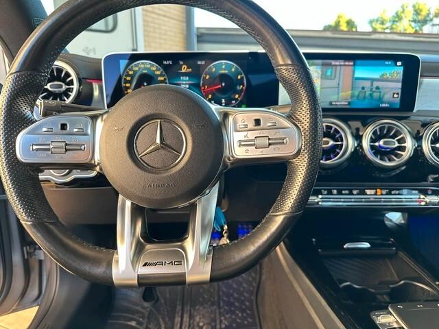 Mercedes-benz CLA 200 Premium