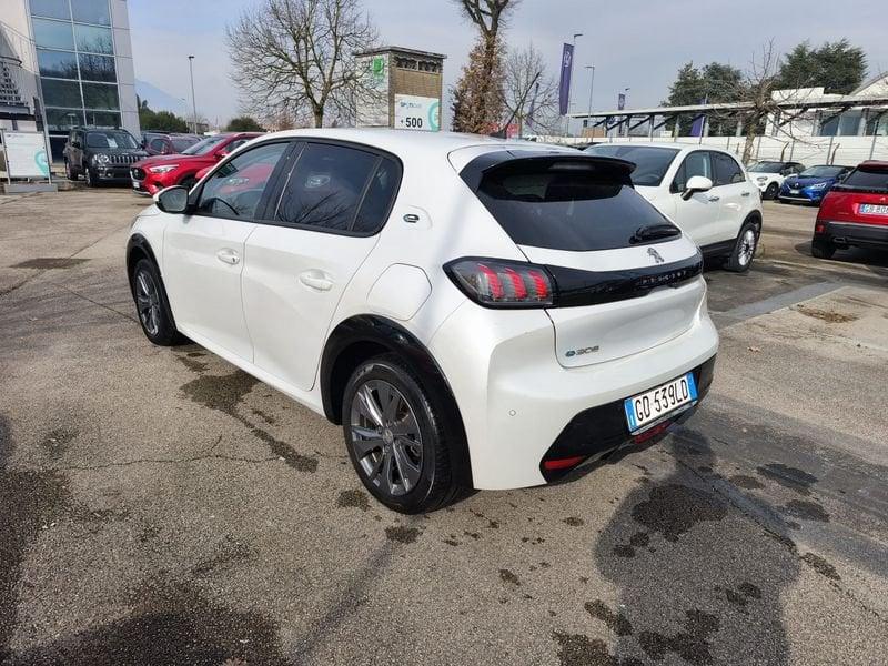 Peugeot 208 motore elettrico 136 CV 5 porte Allure