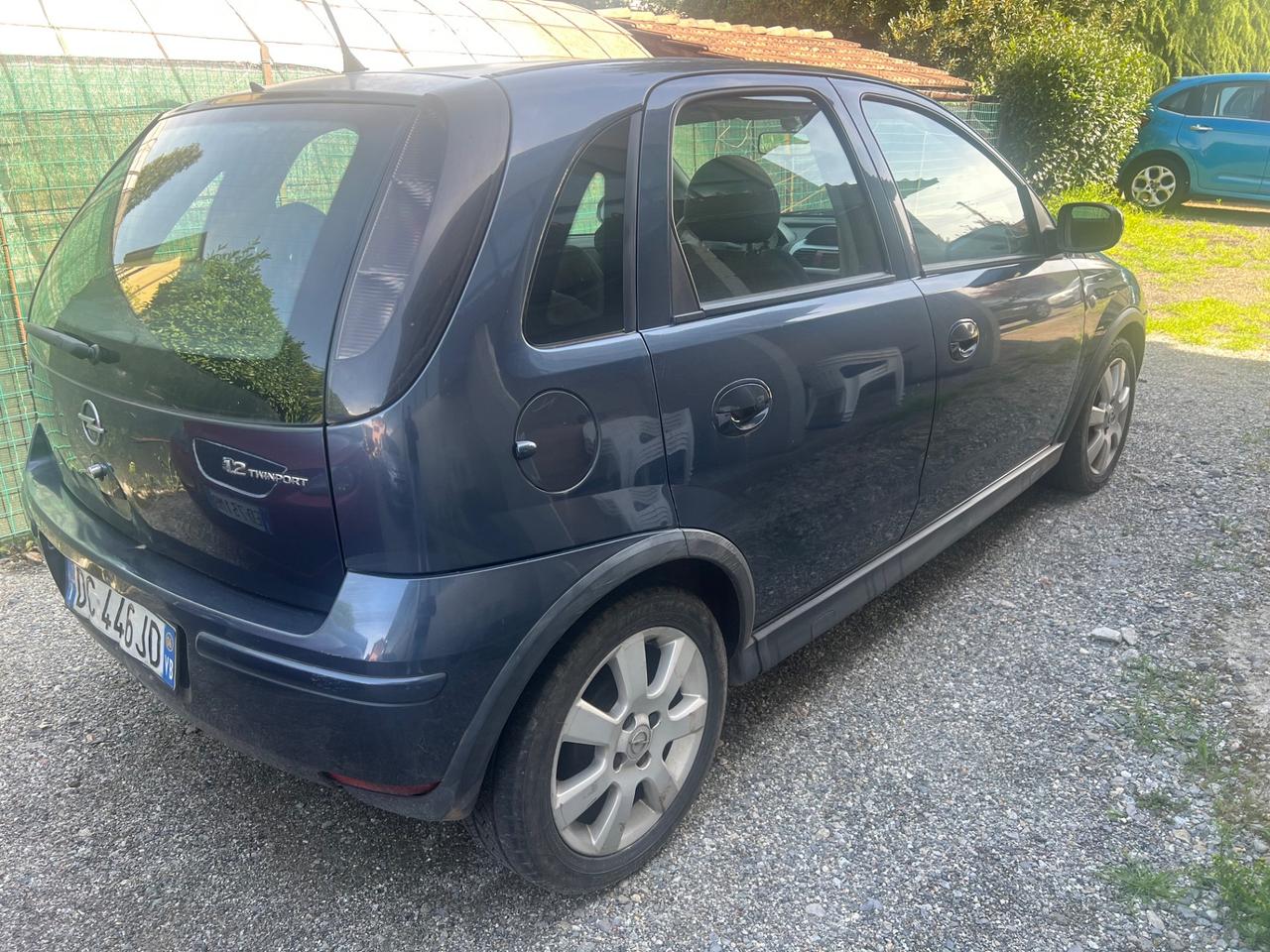 Opel Corsa 1.2i 16V cat 5 porte cosmo