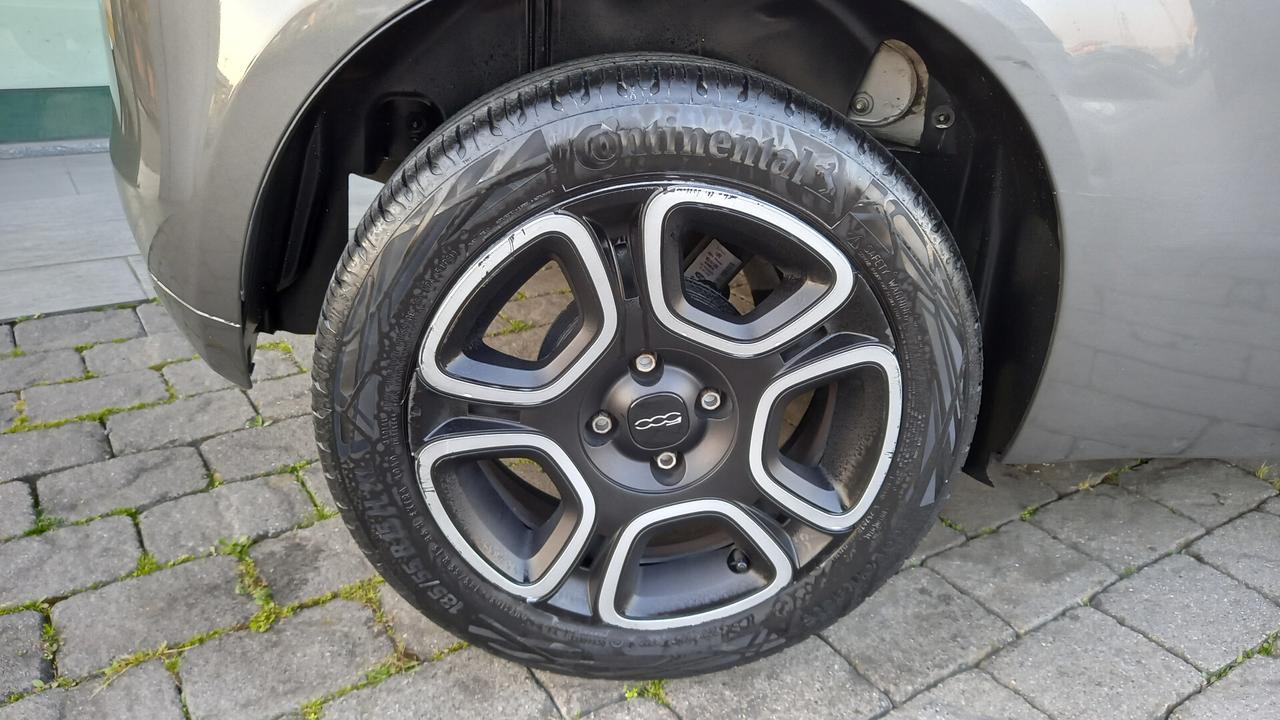 Fiat 500 1.0 Hybrid Club 70 cv