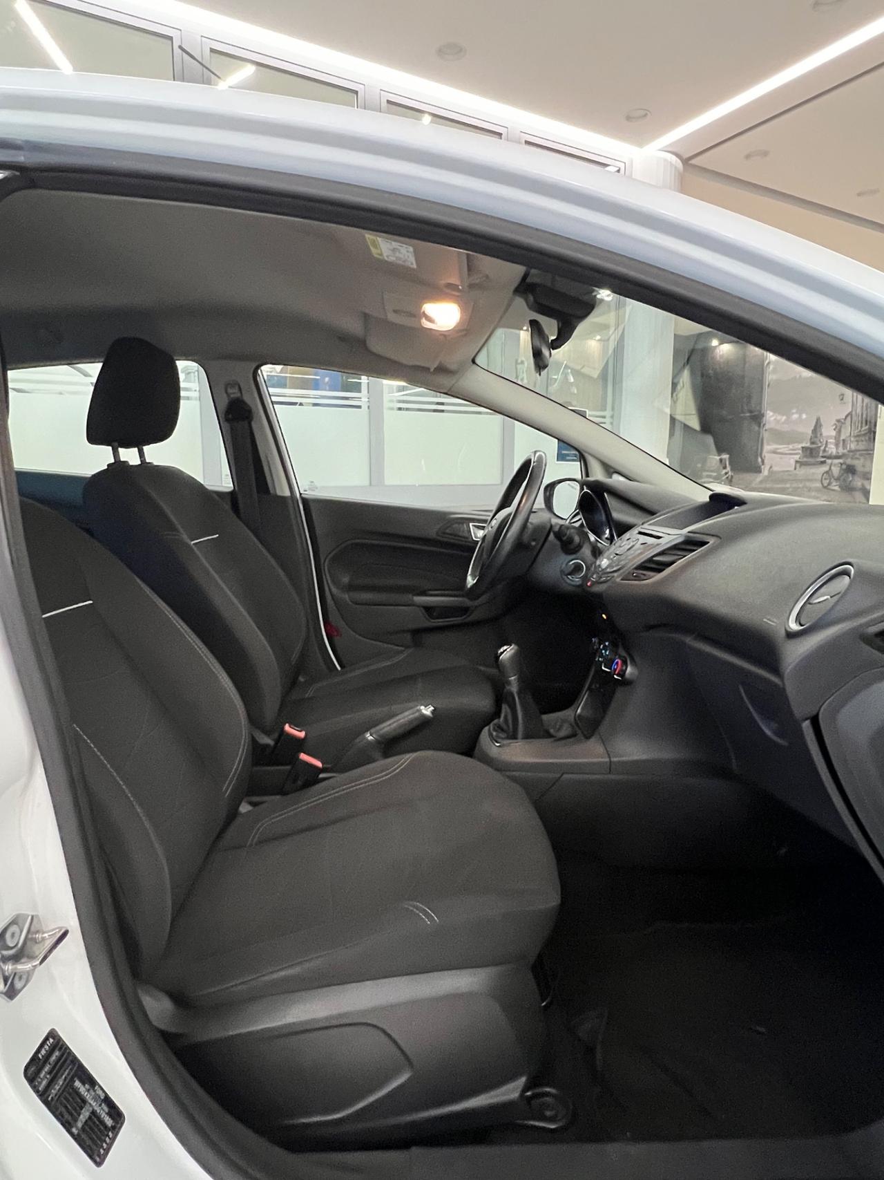 Ford Fiesta 1.5 TDCi 75CV 5 porte ST-Line