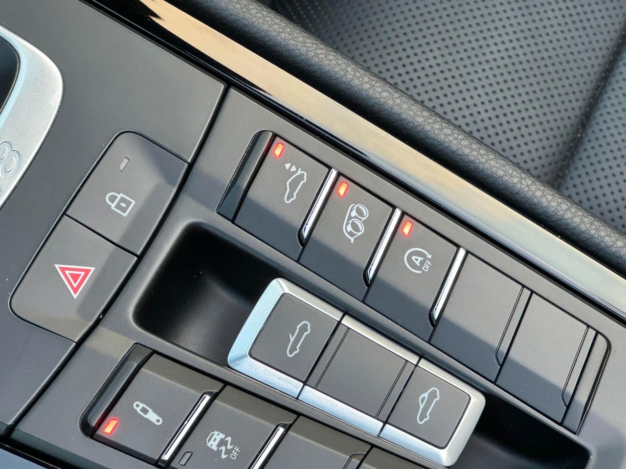 Porsche 718 Spyder Boxster 2.0 T 300 CV PDK