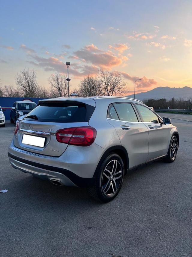 MERCEDES-BENZ GLA 220 CDI Automatic 4Matic Premium