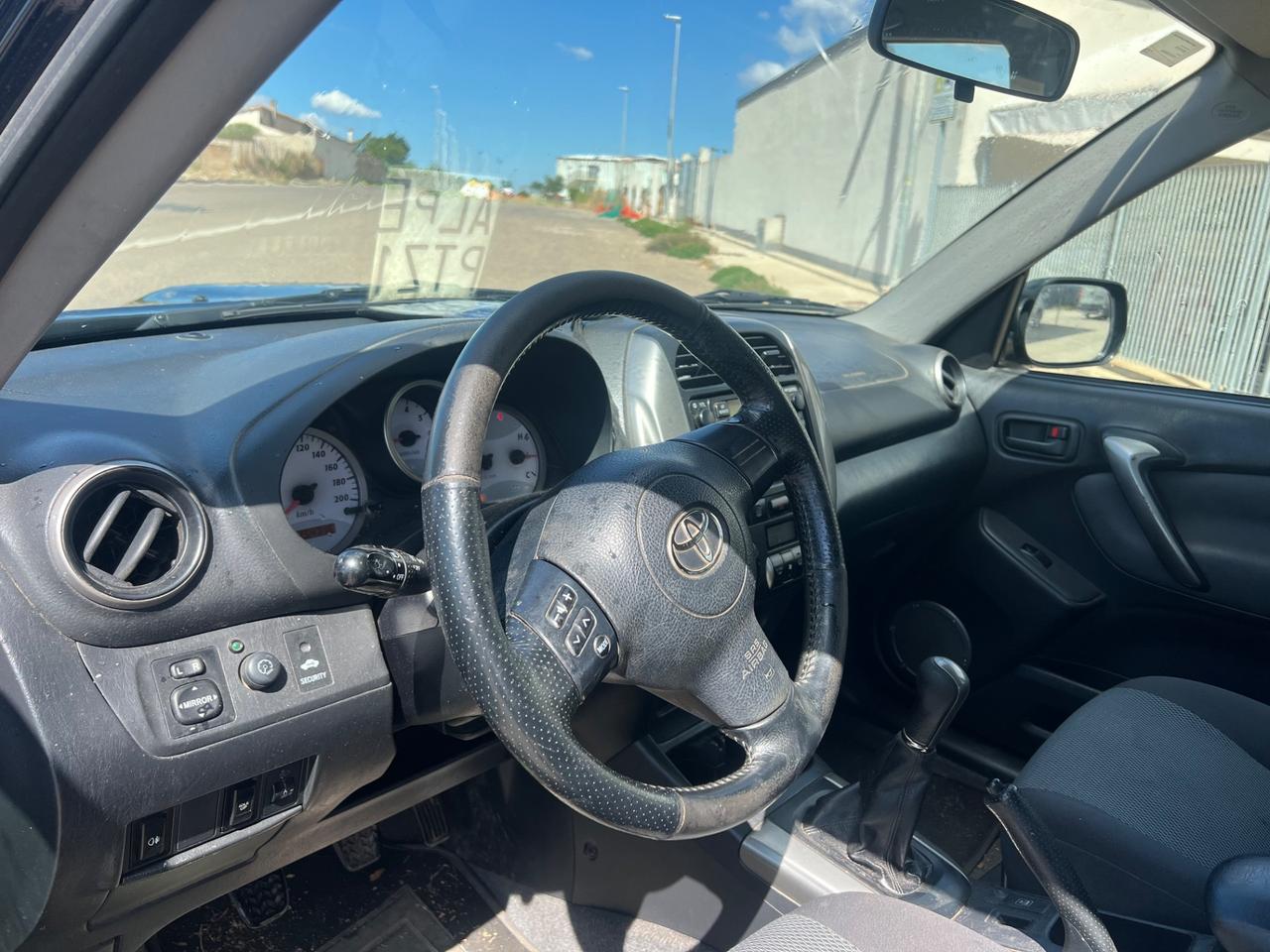 Toyota RAV 4 RAV4 2.2 D-4D 136 CV Sol