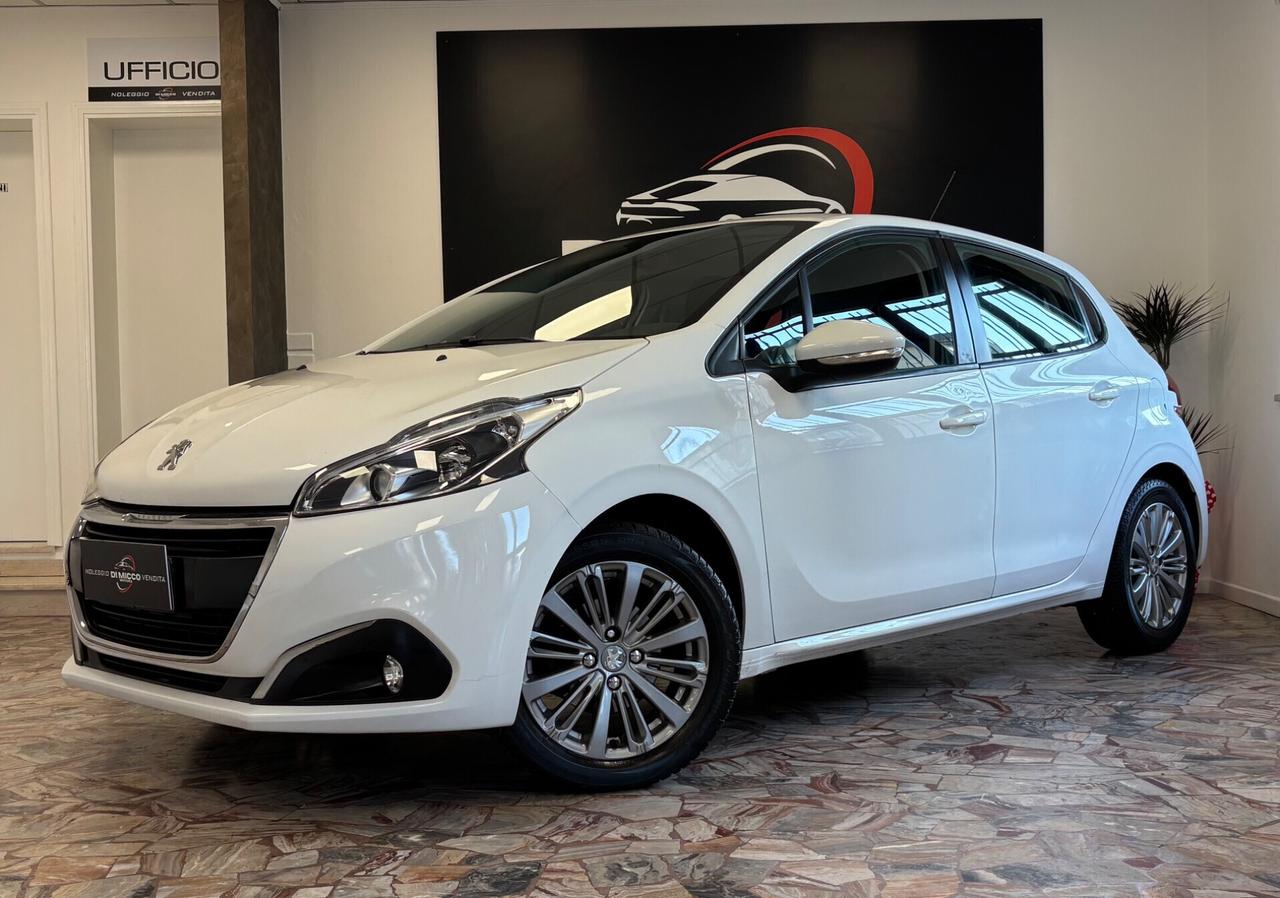 Peugeot 208 PureTech 82 5 porte Allure