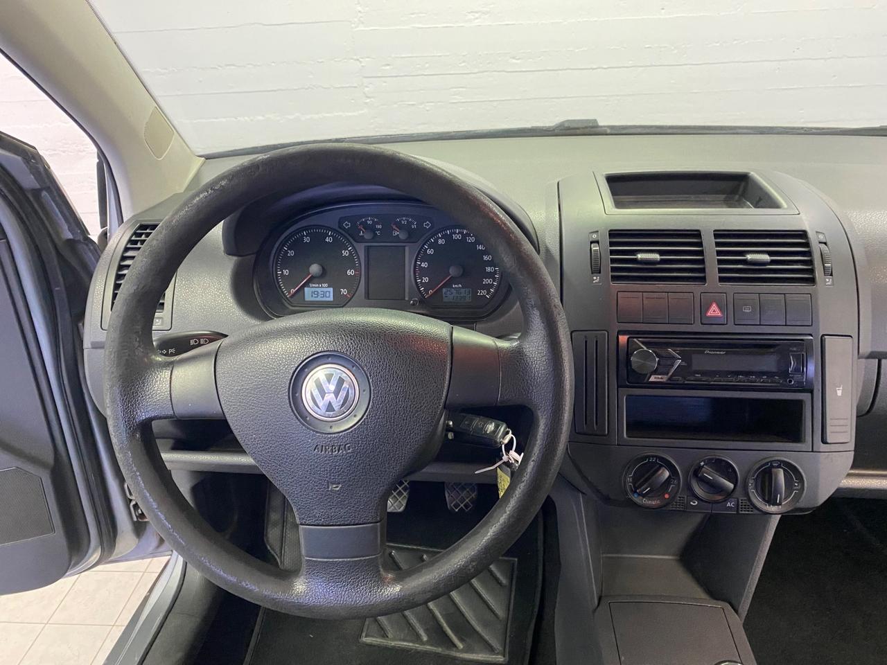 Volkswagen Polo 1.4/80CV 16V 5p. Comfort. BiFuel G