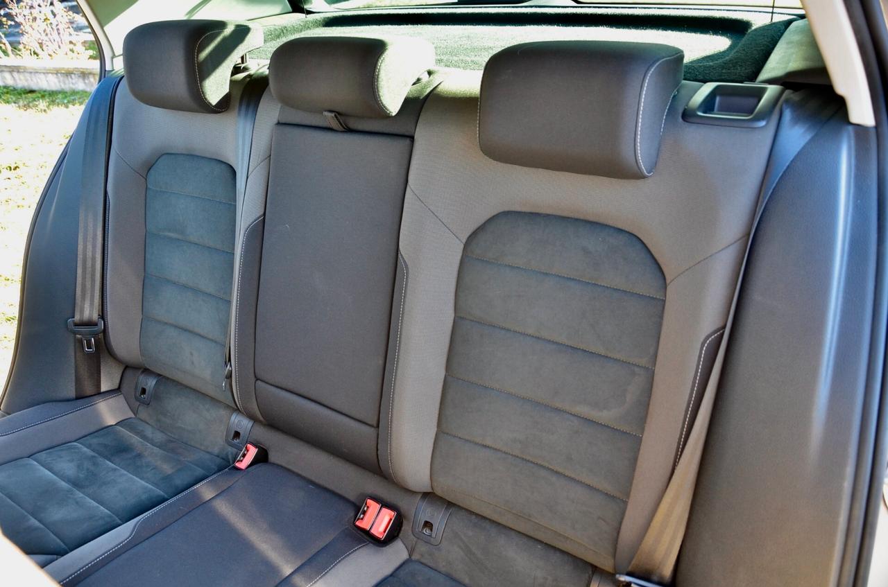 VOLKSWAGEN GOLF 1.5 TGI EXECUTIVE 131cv DSG, UFF ITALIANA, SERVICE CON FATTURE, EURO 6D, FARI FULL LED, NAVI, PERMUTE