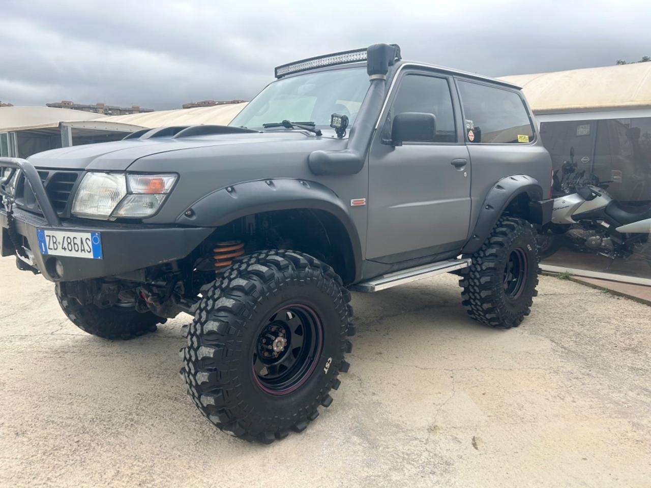 Nissan Patrol GR Y61 2.8 EXTREME OFF ROAD