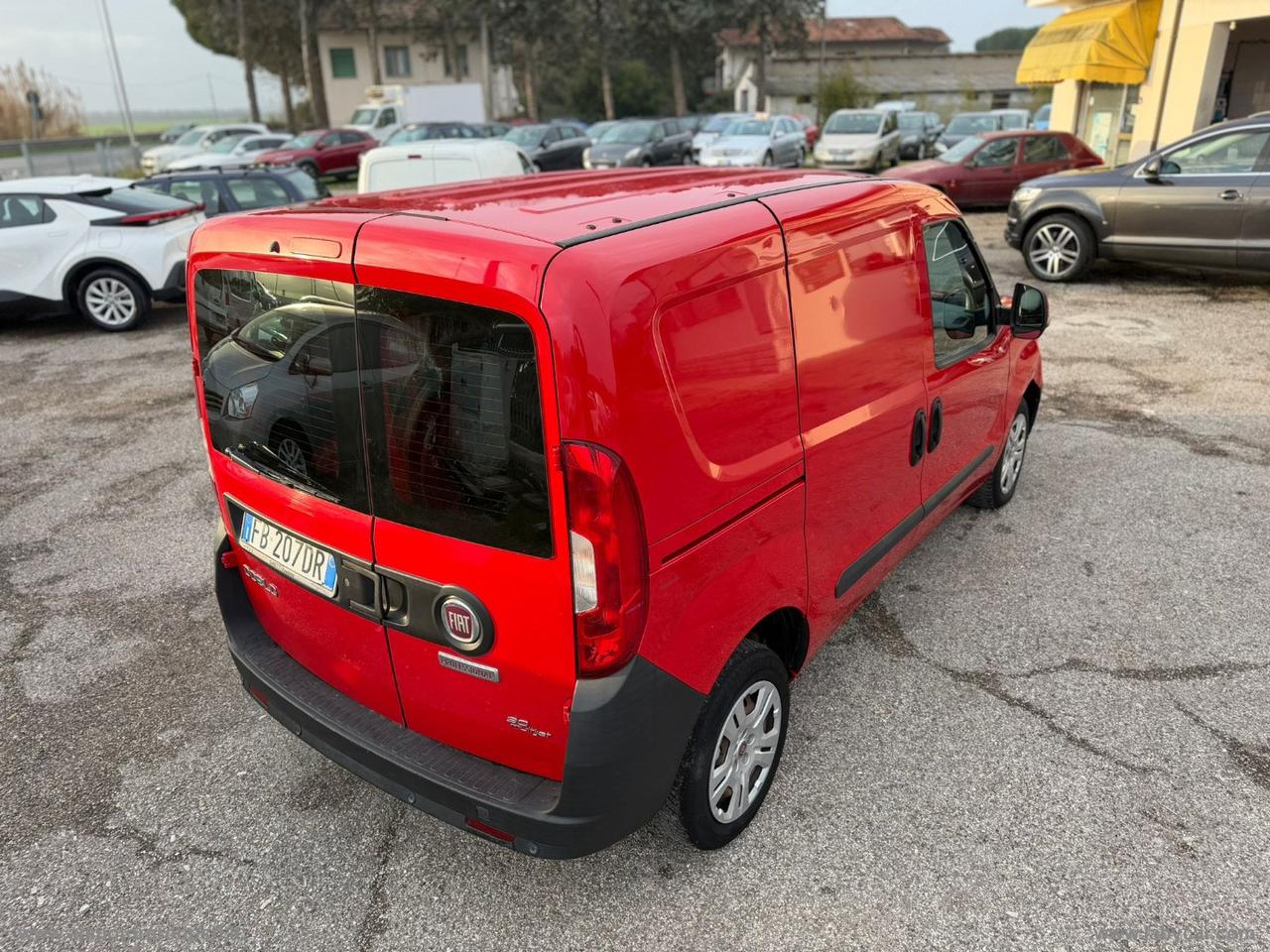 Doblò 1.6 MJT 90CV S&S PL-TN CARGO VETRATO