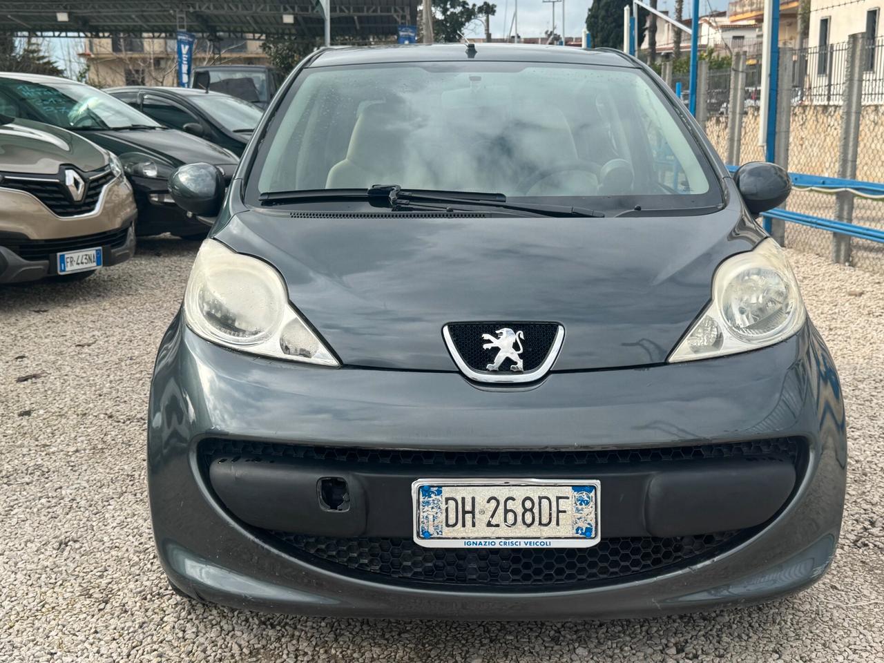 Peugeot 107 1.0 68CV 5p. clima idroguida 2007