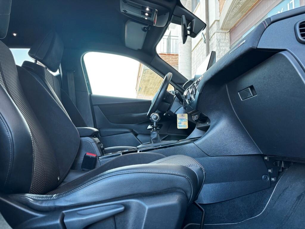 Ds DS3 3 Crossback BlueHDi 100 Performance Line