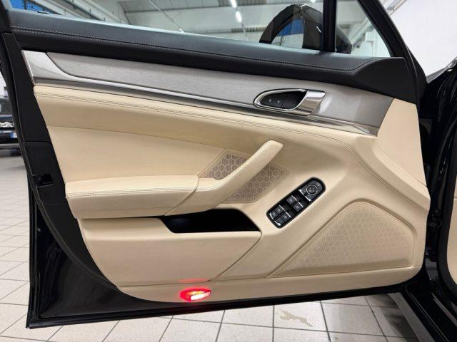 PORSCHE Panamera 3.0 Diesel // SERVICE PORSCHE//
