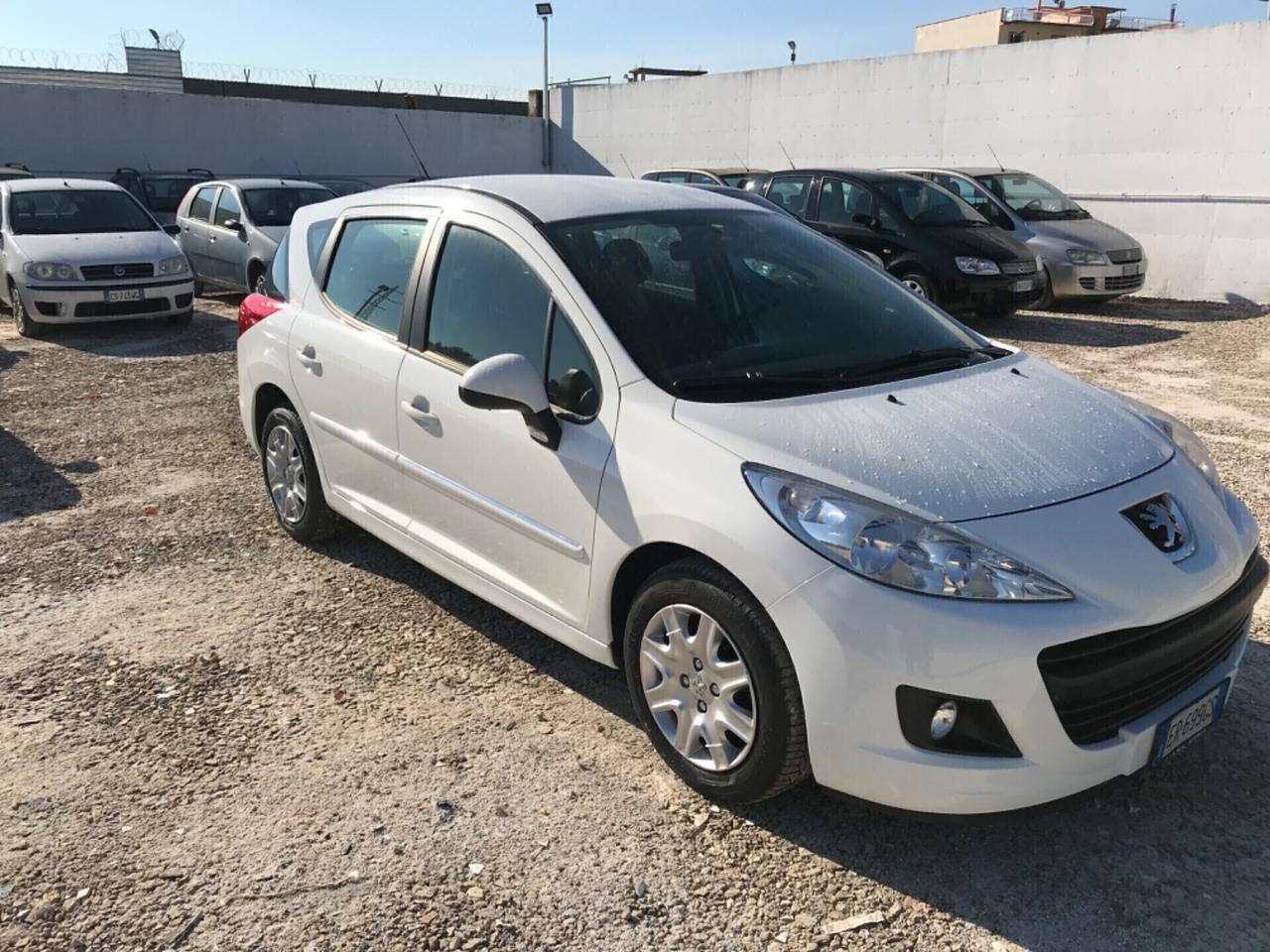 Peugeot 207 1.6 8V HDi 112CV auto pari al nuovo