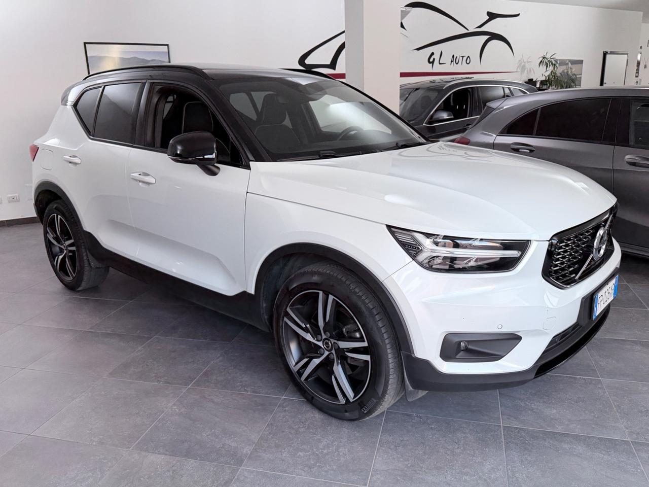 Volvo XC40 D4 AWD Geartronic R-design