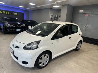 Toyota Aygo 1.0 12V VVT-i 5 porte Deep Ocean Connect