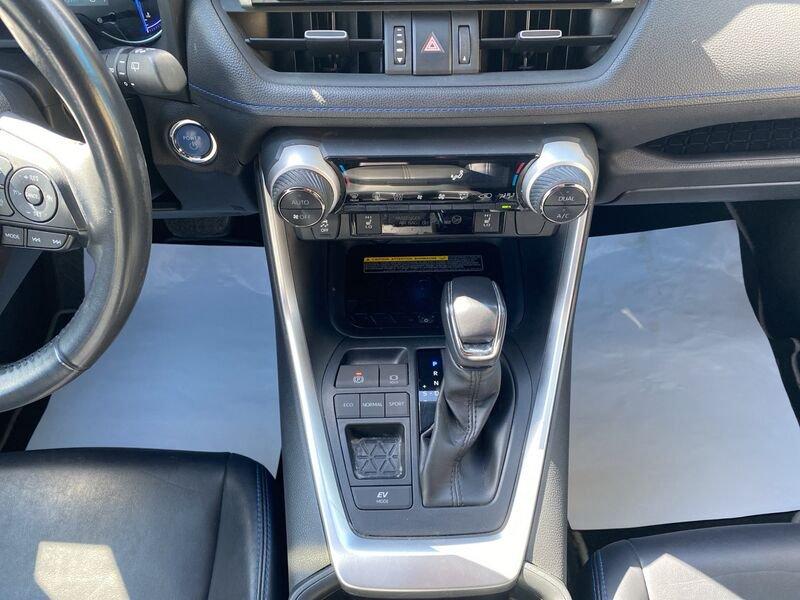 Toyota RAV4 2.5 HV (218CV) E-CVT 2WD Style