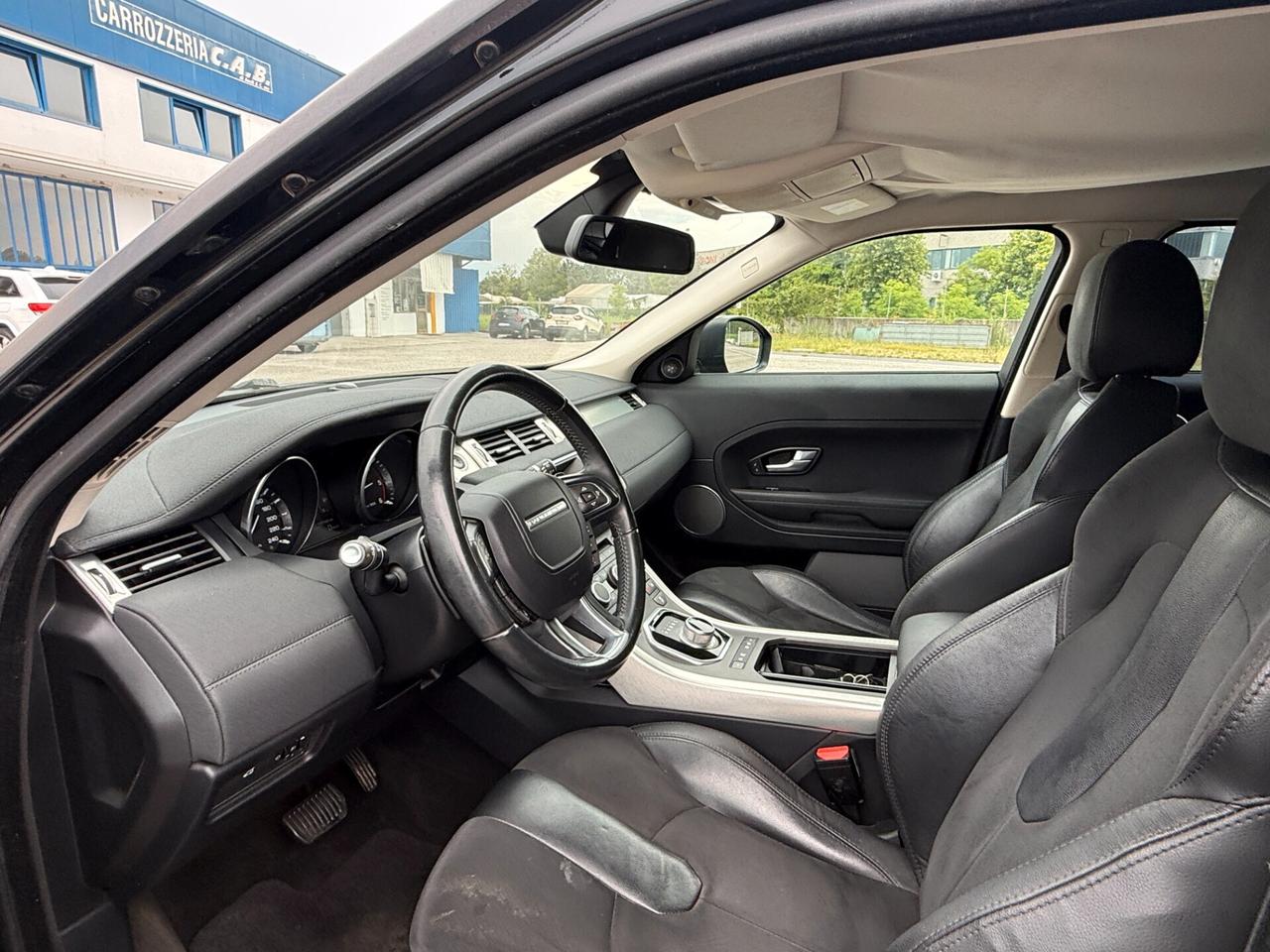Land Rover Range Evoque 2.2 TD4 5p. Dynamic