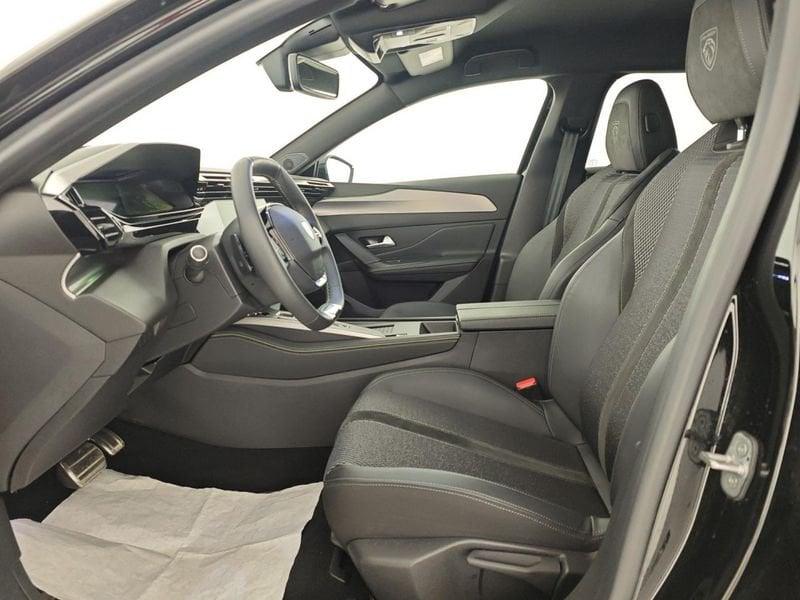 Peugeot 408 Hybrid 145 e-DCS6 GT