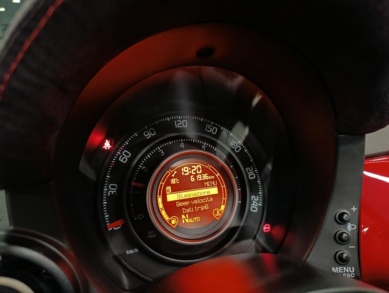 Abarth 500 C 1.4 Turbo T-Jet MTA