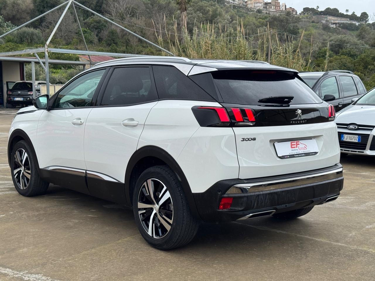 Peugeot 3008 BlueHDi 130 S&S Allure