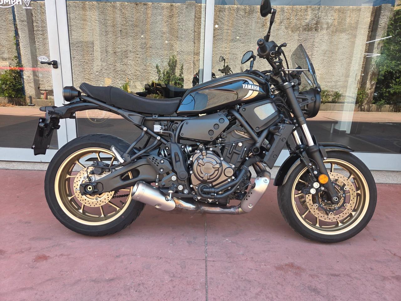 Yamaha XSR 700