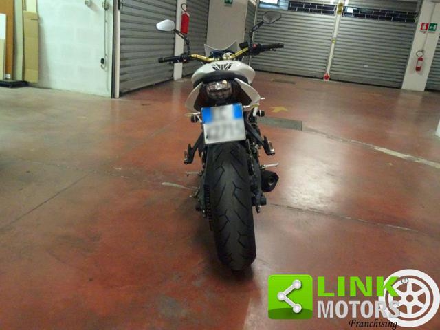TRIUMPH Street Triple 675 Street triple 675