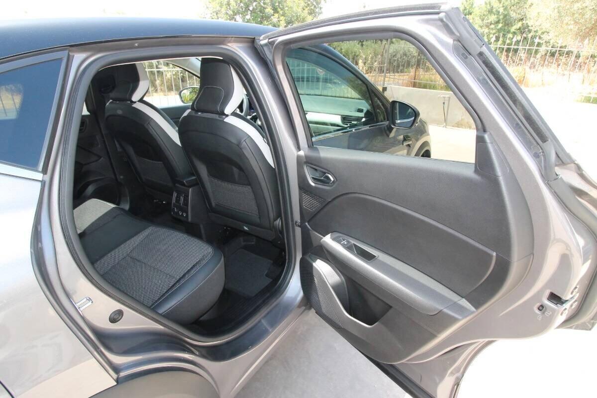Renault Captur Full Hybrid E-Tech 145 CV Techno 2023