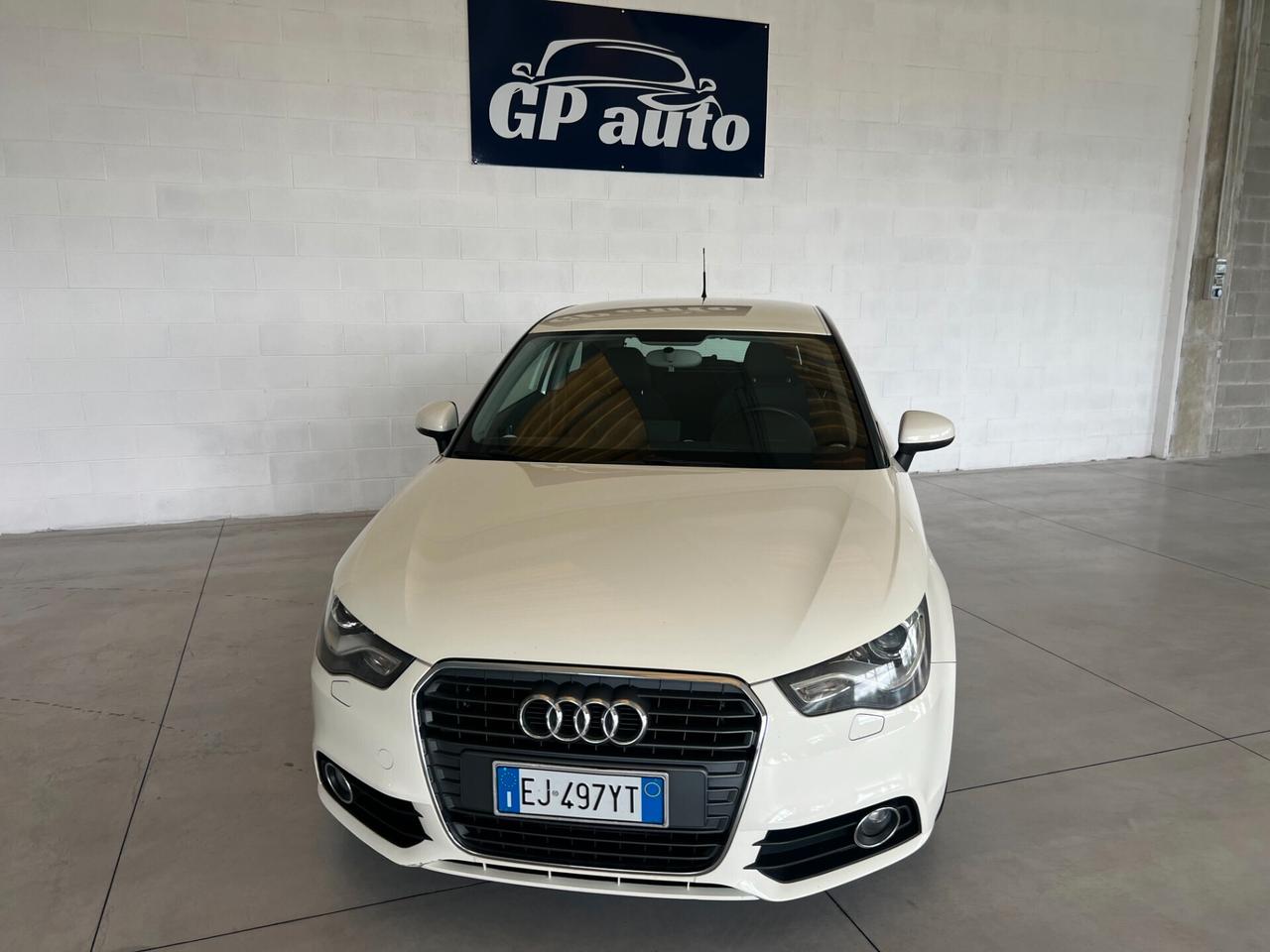 Audi A1 1.6 TDI Ambition 90 CV OK NEOPATENTATI