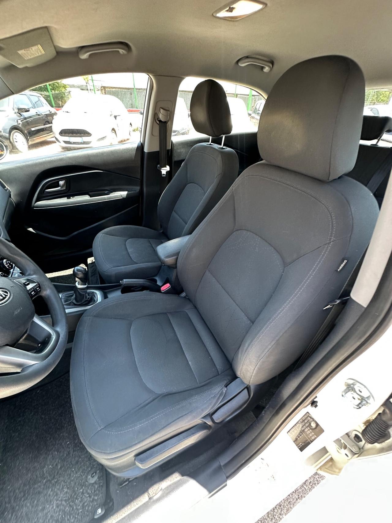 Kia Rio 1.4 CRDi WGT 5p. EX