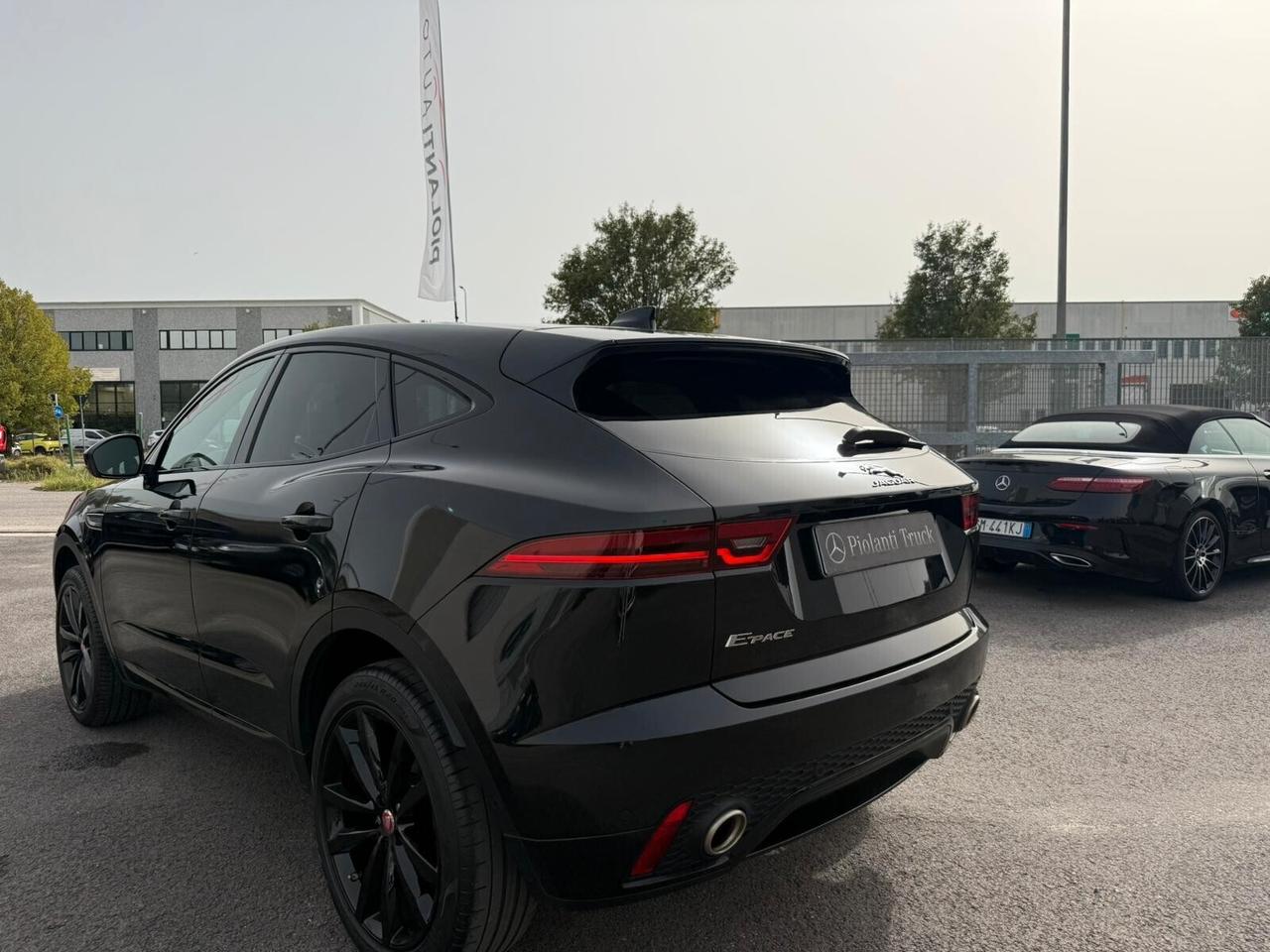Jaguar E-Pace 2.0 249 CV AWD aut. R-Dynamic HSE